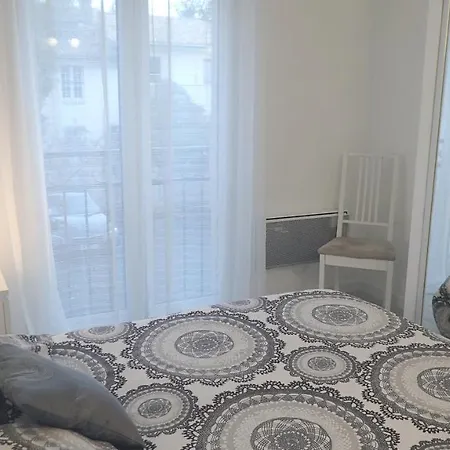 Clos Chantegrive * Saint-Médard-en-Jalles