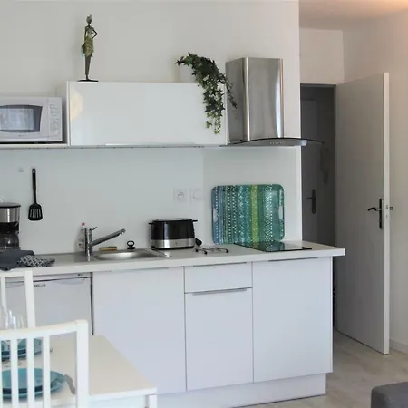 Clos Chantegrive Apartment *